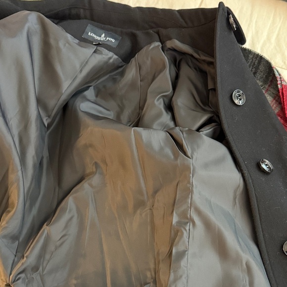 London Fog Black Wool Blend Pea Coat with Red and Gray Scarf - Picture 12 of 16